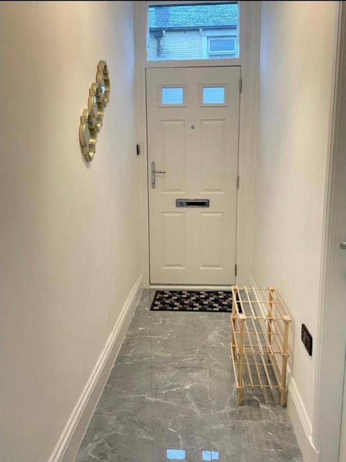 Entire 5 Star Luxury Whalley House Wifi Tv Luxury Burnley Exterior foto
